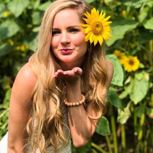 ✨ M e e t 🔹 M e ✨ - Picture 3 of 3